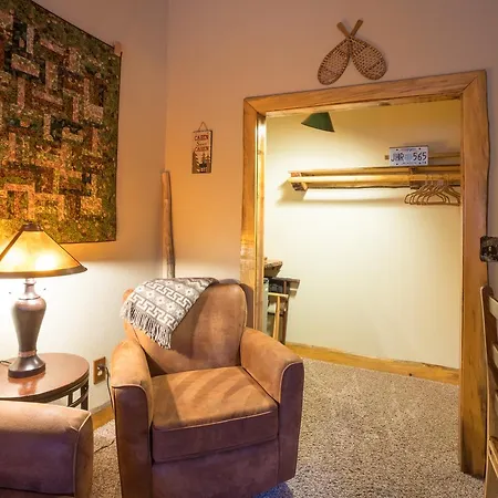Whispering Pines Inn-3
